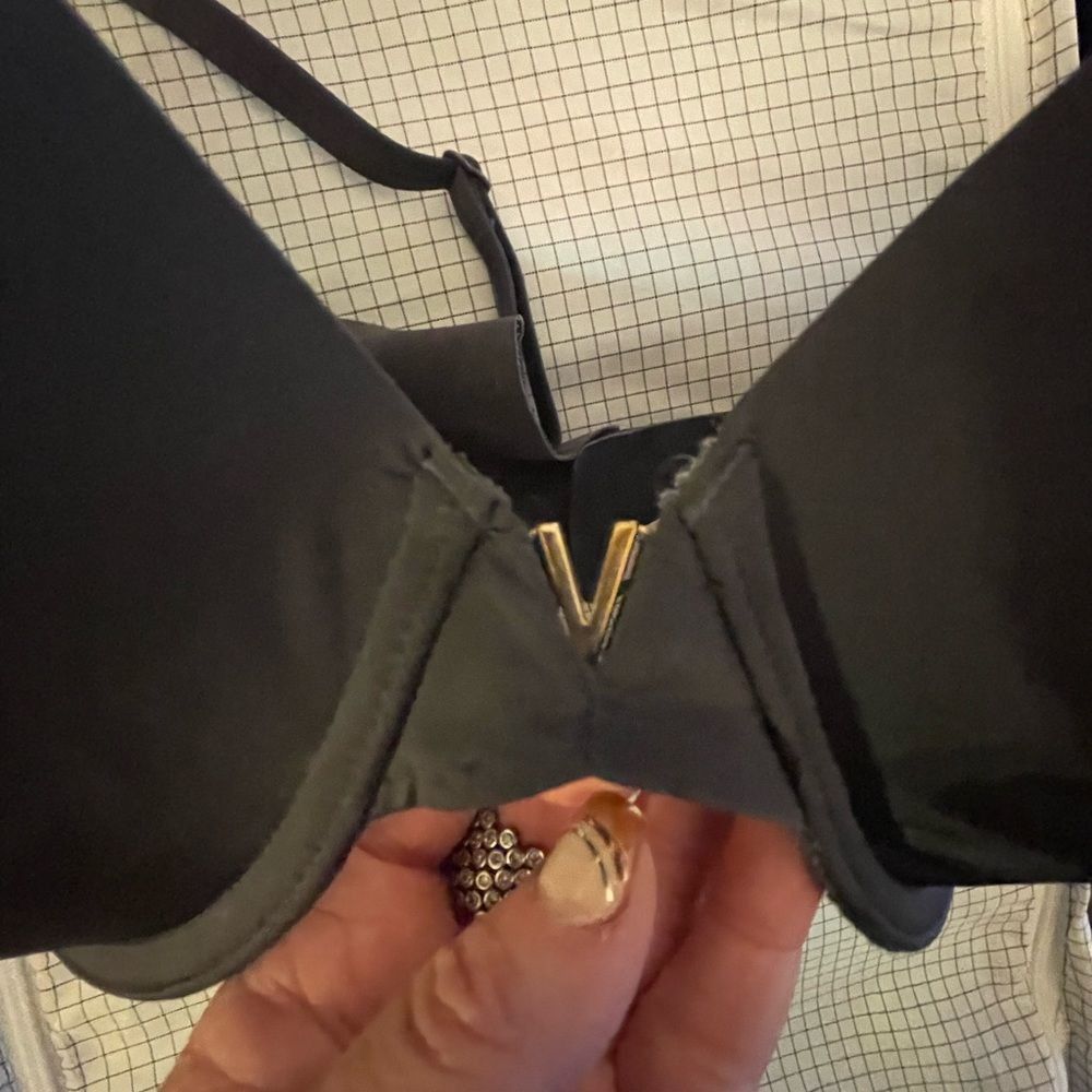 Victoria’s Secret Very sexy / dream angels bra bundle - price firm - 38DD *** - Picture 4 of 16